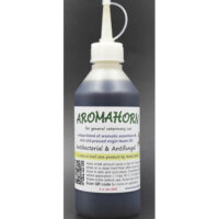 Horse Leads Aromahorn 250ml – Antibacterial Hoof Solution